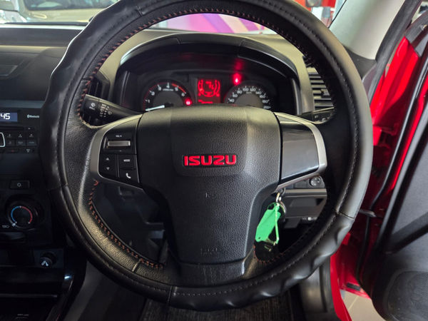 2021-Isuzu-D-Max-250-HO-X-Rider-Auto-Double-Cab image:9