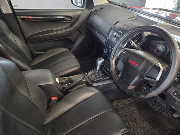 2021-Isuzu-D-Max-250-HO-X-Rider-Auto-Double-Cab image:12