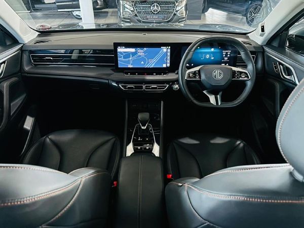 2025-MG-HS-15T-Del-Auto image:2