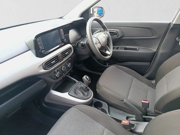 2025-Hyundai-Exter-12-Premium-Auto image:17
