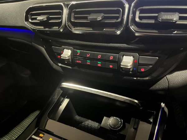 2024-Foton-Tunland-20T-G7-Luxury-4x4-Double-Cab-Auto image:19