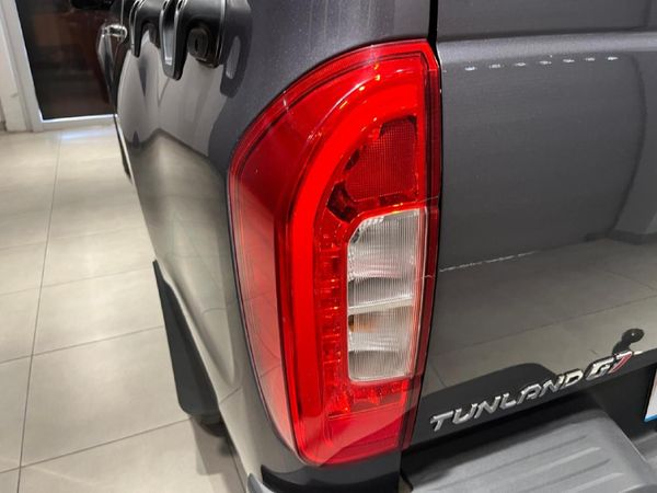 2024-Foton-Tunland-20T-G7-Luxury-4x4-Double-Cab-Auto image:5