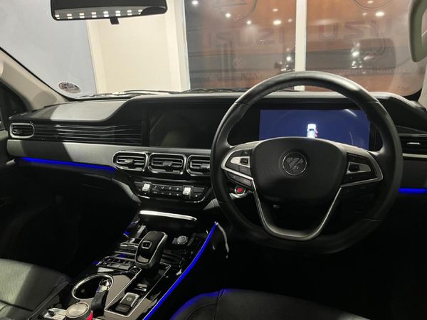 2024-Foton-Tunland-20T-G7-Luxury-4x4-Double-Cab-Auto image:8