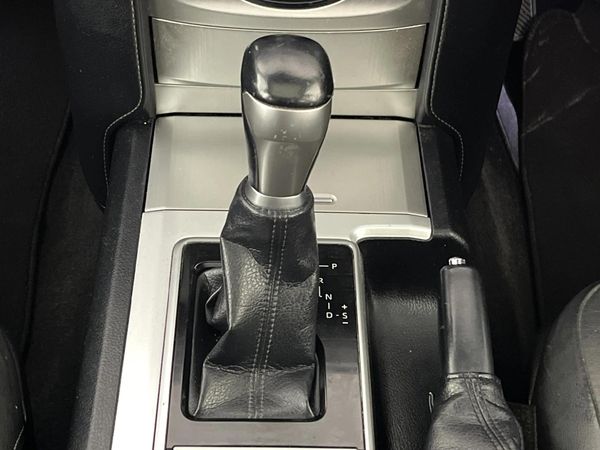 2019-Toyota-Land-Cruiser-Prado-30-D-VX-L-Auto image:10