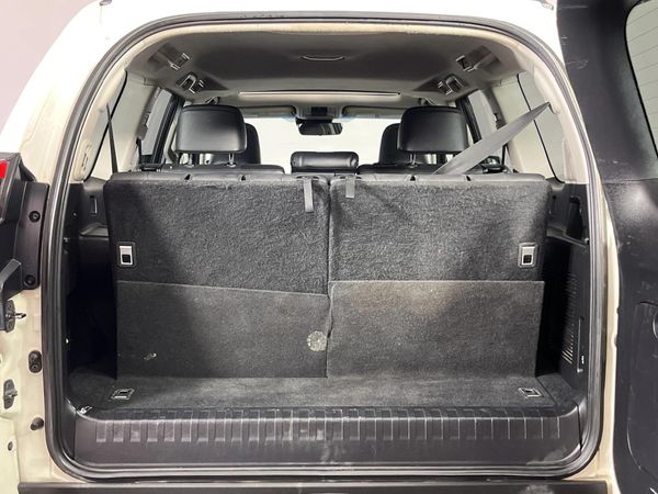 2019-Toyota-Land-Cruiser-Prado-30-D-VX-L-Auto image:16