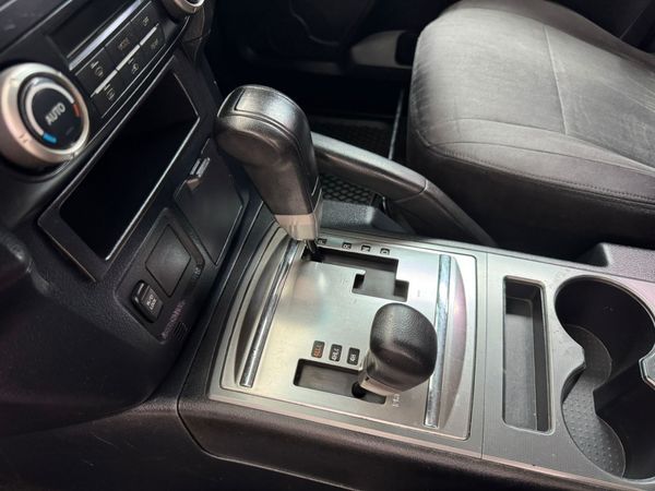 2012-Mitsubishi-Pajero-32-Di-Dc-GLX-Auto image:14