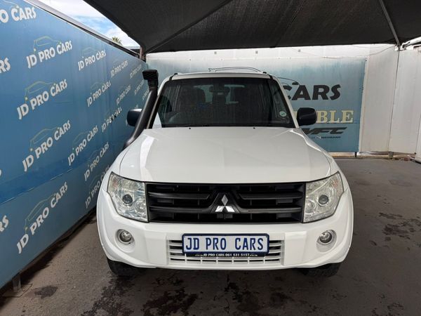 2012-Mitsubishi-Pajero-32-Di-Dc-GLX-Auto image:4
