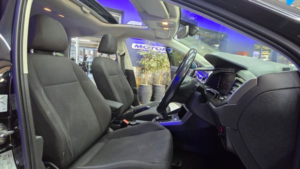 2018-Volkswagen-Polo-10-TSi-Comfortline image:12