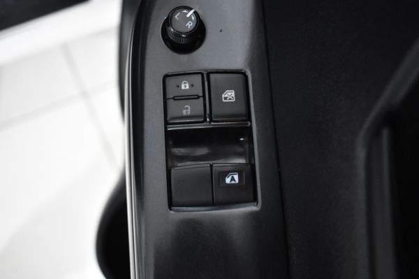 2022-Toyota-Hilux-24-GD-Single-Cab image:16