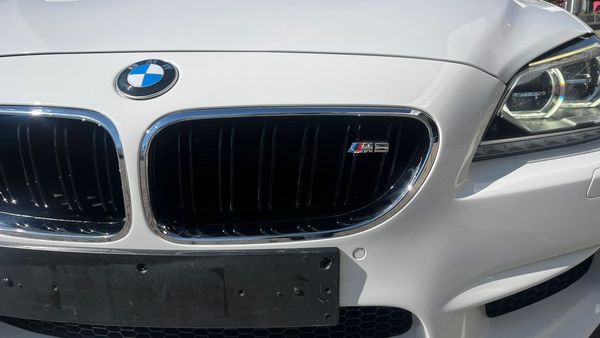 2013-BMW-M6-Coupe image:10