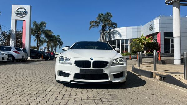 2013-BMW-M6-Coupe image:2