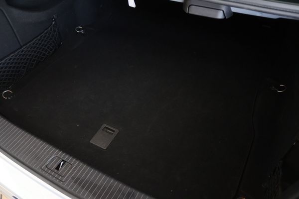 2009-Mercedes-Benz-E-Class-E-250-CDI-BE-Avantgarde image:22