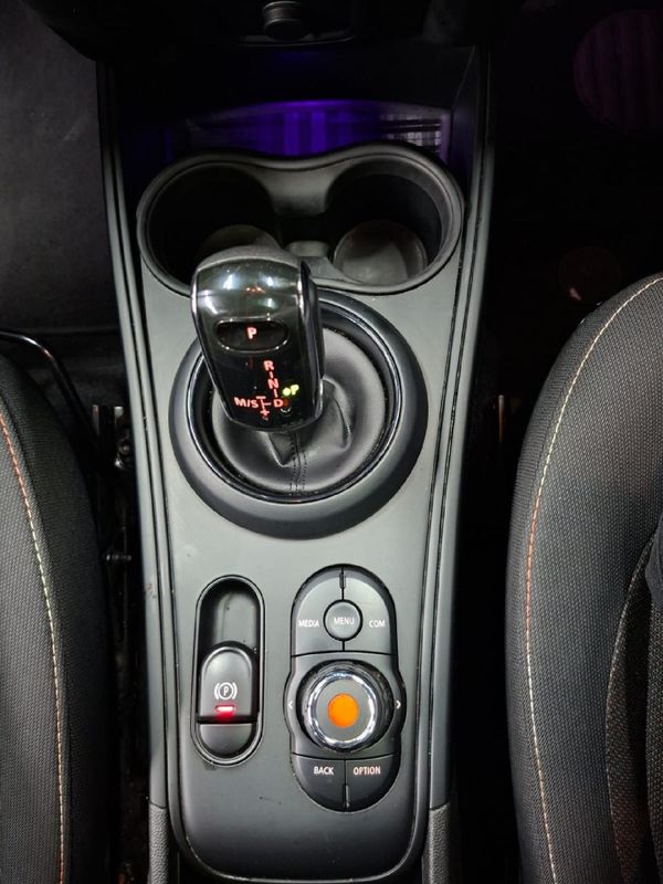 2021-MINI-Countryman-Cooper-Auto image:17