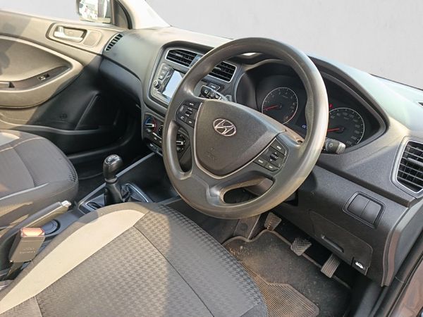 2020-Hyundai-i20-12-Motion image:12