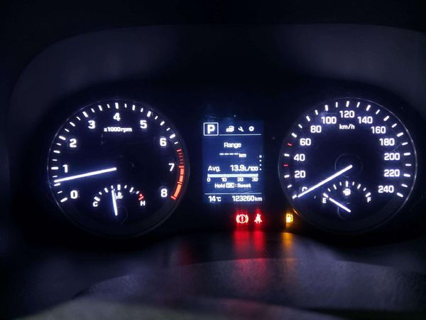2017-Hyundai-Tucson-20-Premium-Auto image:14