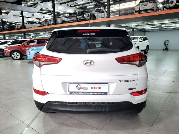 2017-Hyundai-Tucson-20-Premium-Auto image:6