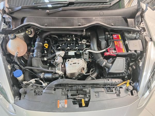 2018-Ford-Fiesta-10-EcoBoost-Trend-Auto-5-dr image:9