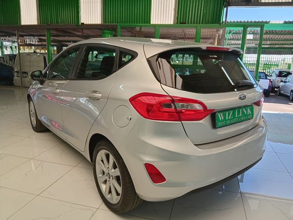 2018-Ford-Fiesta-10-EcoBoost-Trend-Auto-5-dr image:12