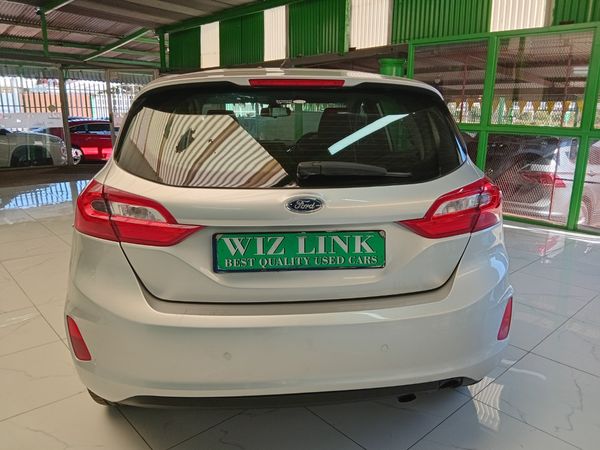 2018-Ford-Fiesta-10-EcoBoost-Trend-Auto-5-dr image:13