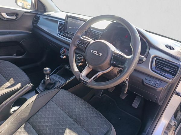 2021-Kia-Rio-12-LS-5-dr image:12