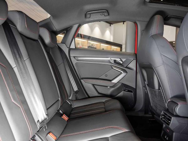 2025-Audi-A3-35-TFSI-Black-Edition-Auto image:13