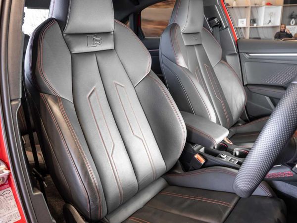 2025-Audi-A3-35-TFSI-Black-Edition-Auto image:15