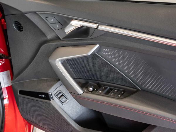 2025-Audi-A3-35-TFSI-Black-Edition-Auto image:17