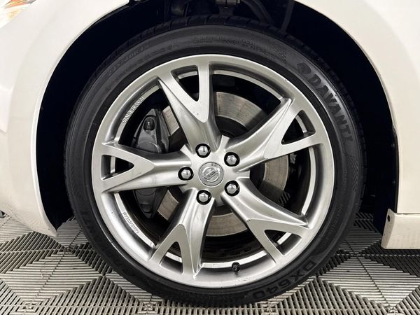 2009-Nissan-370Z-Coupe-Auto image:2