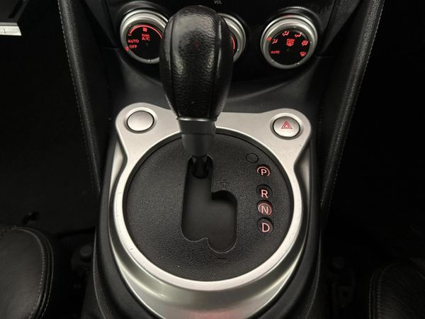2009-Nissan-370Z-Coupe-Auto image:8
