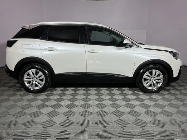 2018-Peugeot-3008-20-HDi-Active image:17