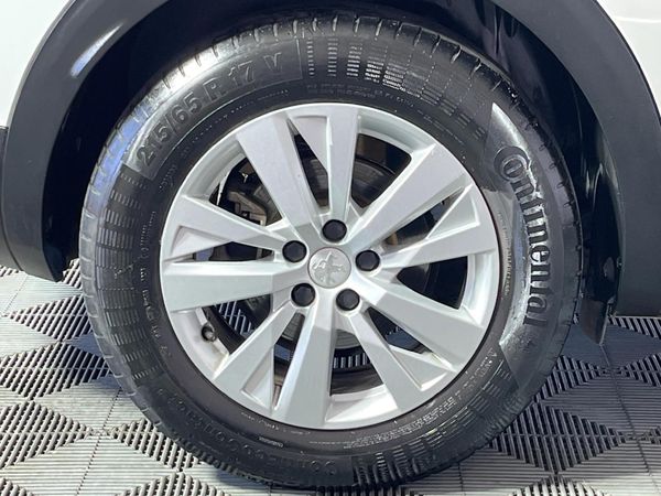 2018-Peugeot-3008-20-HDi-Active image:7