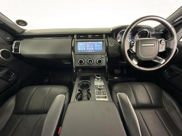2019-Land-Rover-Discovery-30-TD6-SE image:1