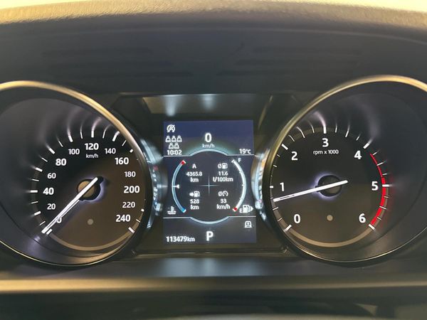 2019-Land-Rover-Discovery-30-TD6-SE image:2