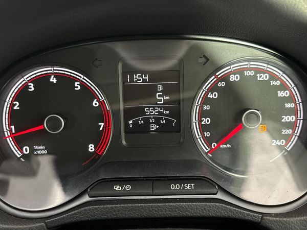2025-Volkswagen-Polo-Vivo-14 image:2