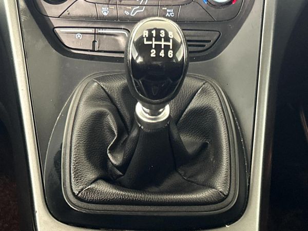 2020-Ford-Kuga-15-EcoBoost-Trend image:9