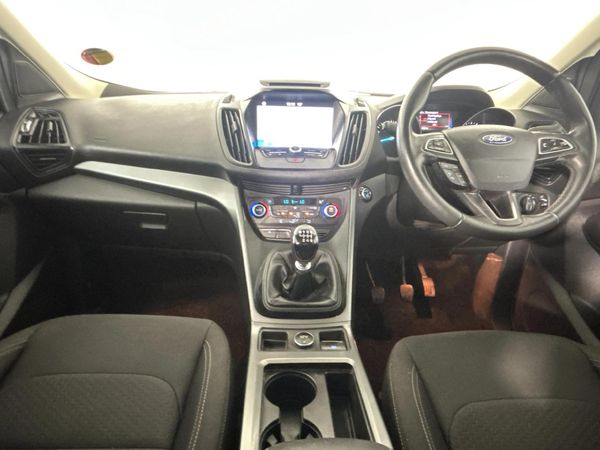 2020-Ford-Kuga-15-EcoBoost-Trend image:1