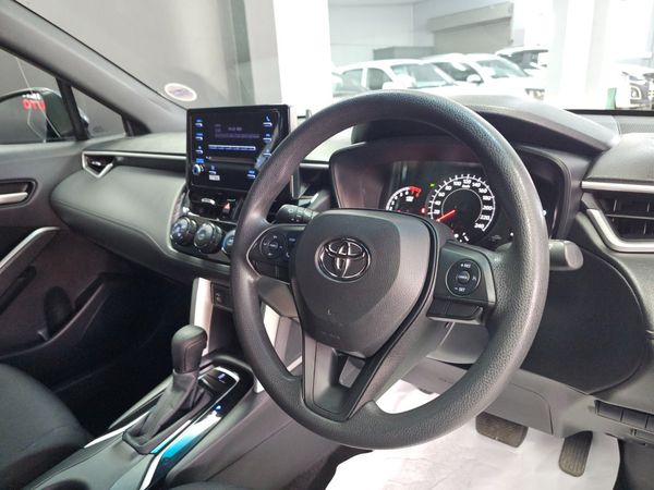 2023-Toyota-Corolla-Cross-18-XI image:16