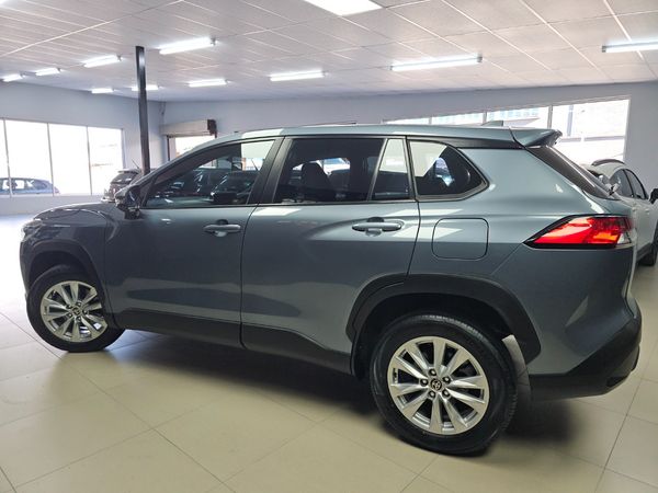 2023-Toyota-Corolla-Cross-18-XI image:4