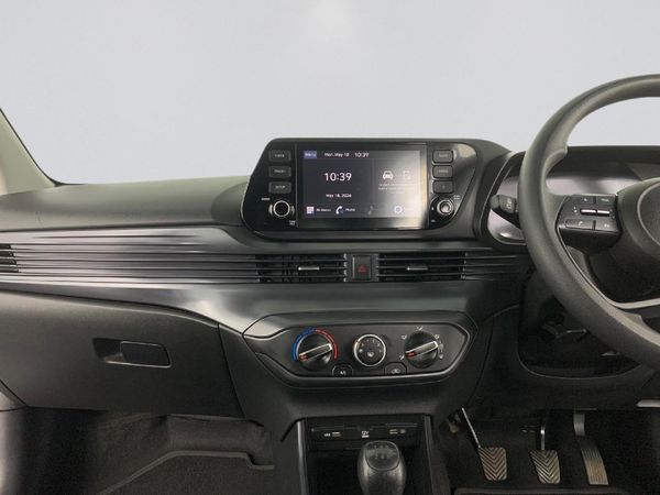 2023-Hyundai-i20-12-Motion image:9