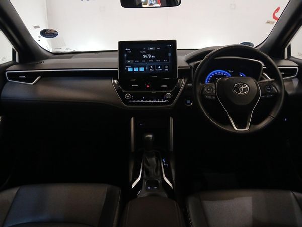 2025-Toyota-Corolla-Cross-18-XS image:5