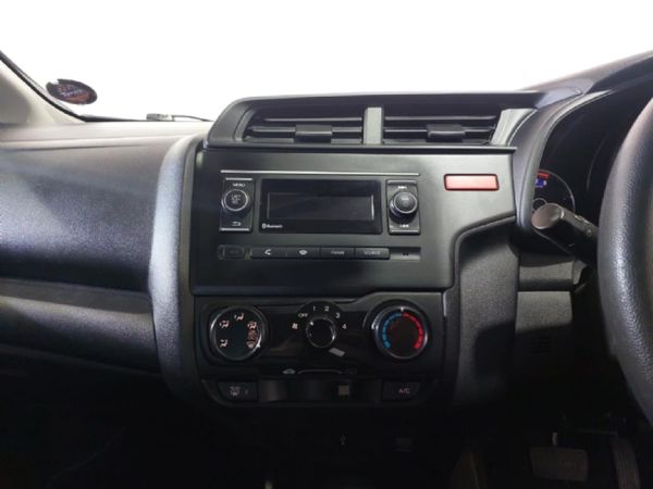 2018-Honda-Jazz-12-Comfort-Auto image:9