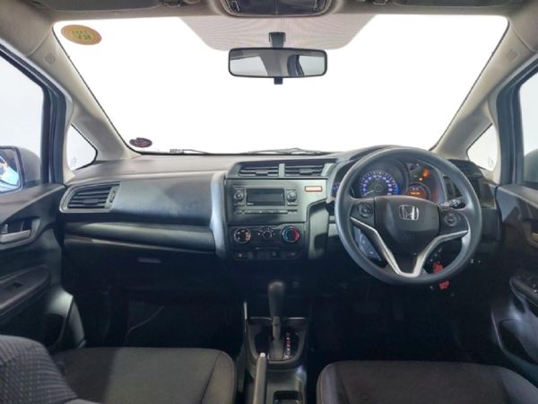 2018-Honda-Jazz-12-Comfort-Auto image:8