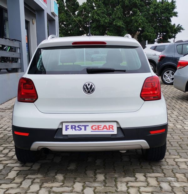 2017-Volkswagen-Polo-Cross-12-TSI image:13