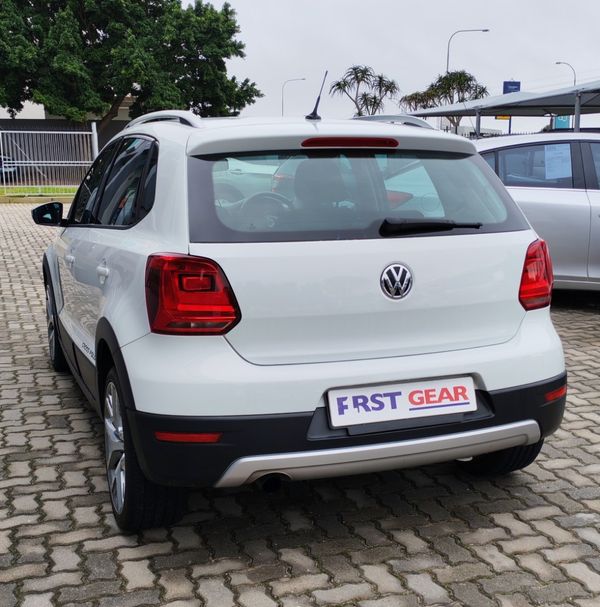 2017-Volkswagen-Polo-Cross-12-TSI image:14