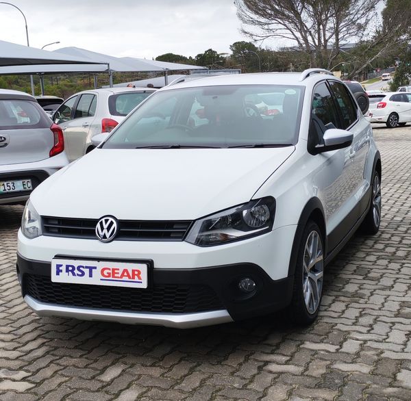 2017-Volkswagen-Polo-Cross-12-TSI image:3