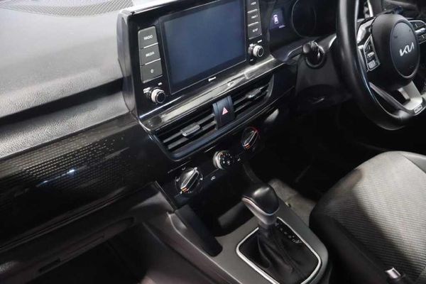 2021-Kia-Seltos-16-EX-Auto image:19
