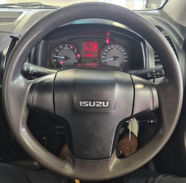 2022-Isuzu-D-Max-250-HO-Fleetside-Safety-Single-Cab image:15