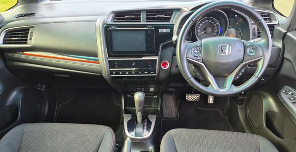 2019-Honda-Jazz-15-Sport-Auto image:9
