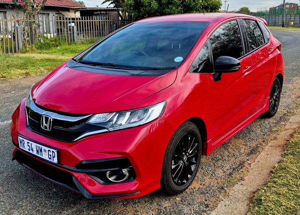 2019-Honda-Jazz-15-Sport-Auto image:2