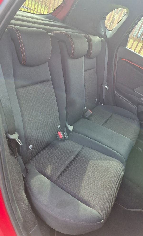 2019-Honda-Jazz-15-Sport-Auto image:8